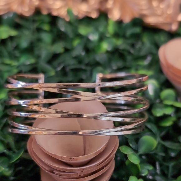 Elegant Sugar fix Multi strand Cuff Bracelet - Picture 5 of 6